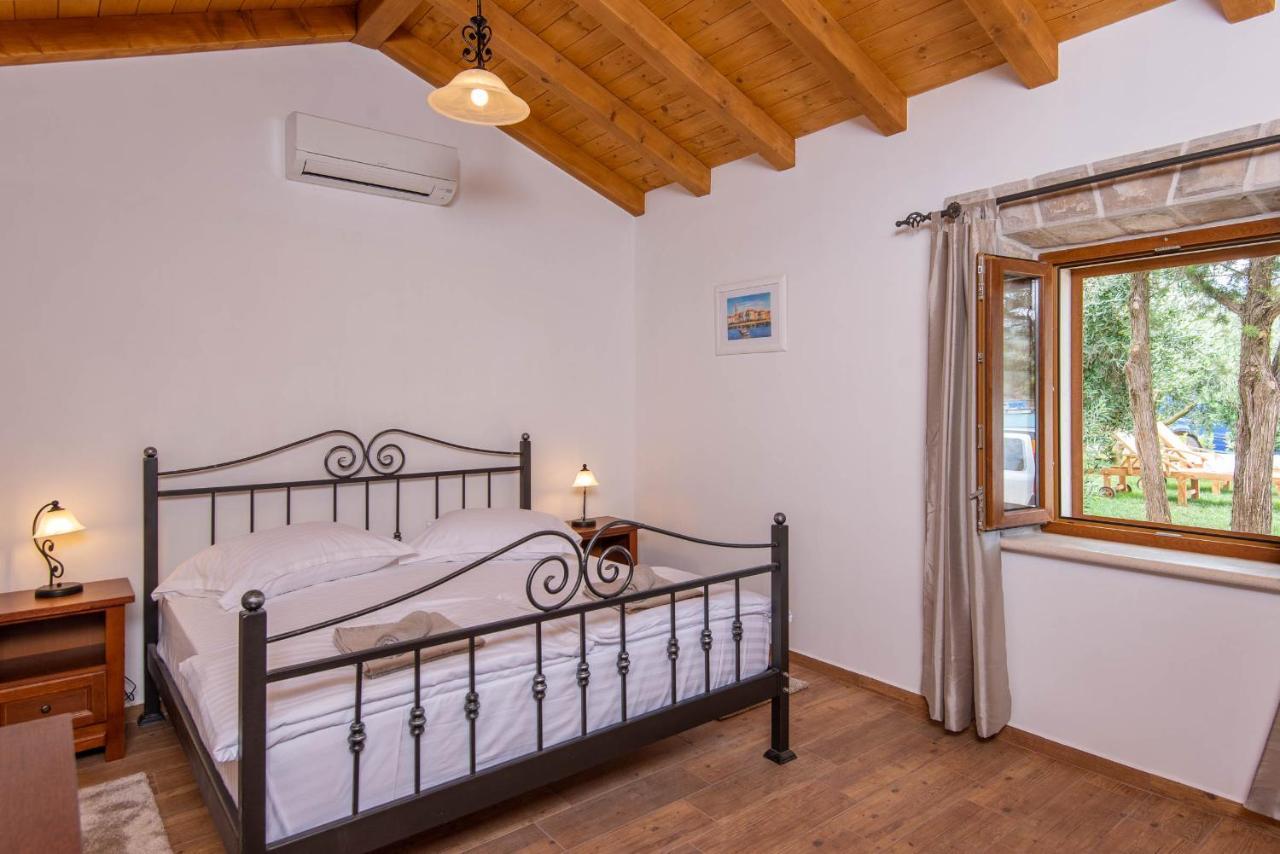 Villa Loviste Paradise Εξωτερικό φωτογραφία
